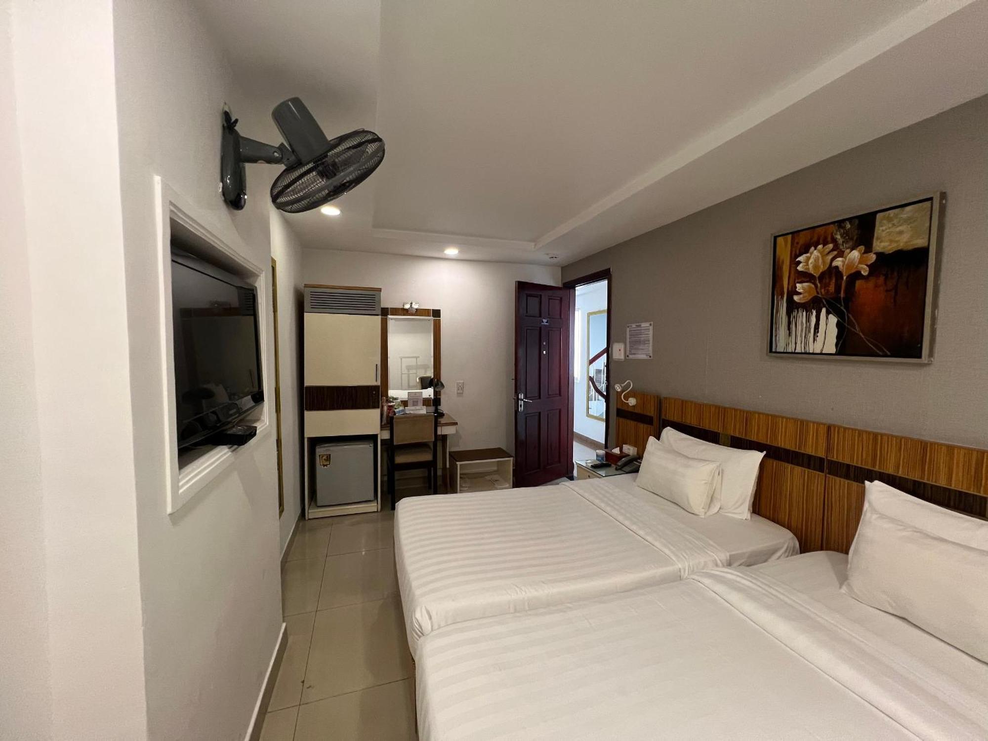A25 Hotel - 13 Bui Thi Xuan Ho Chi Minh City Exterior photo