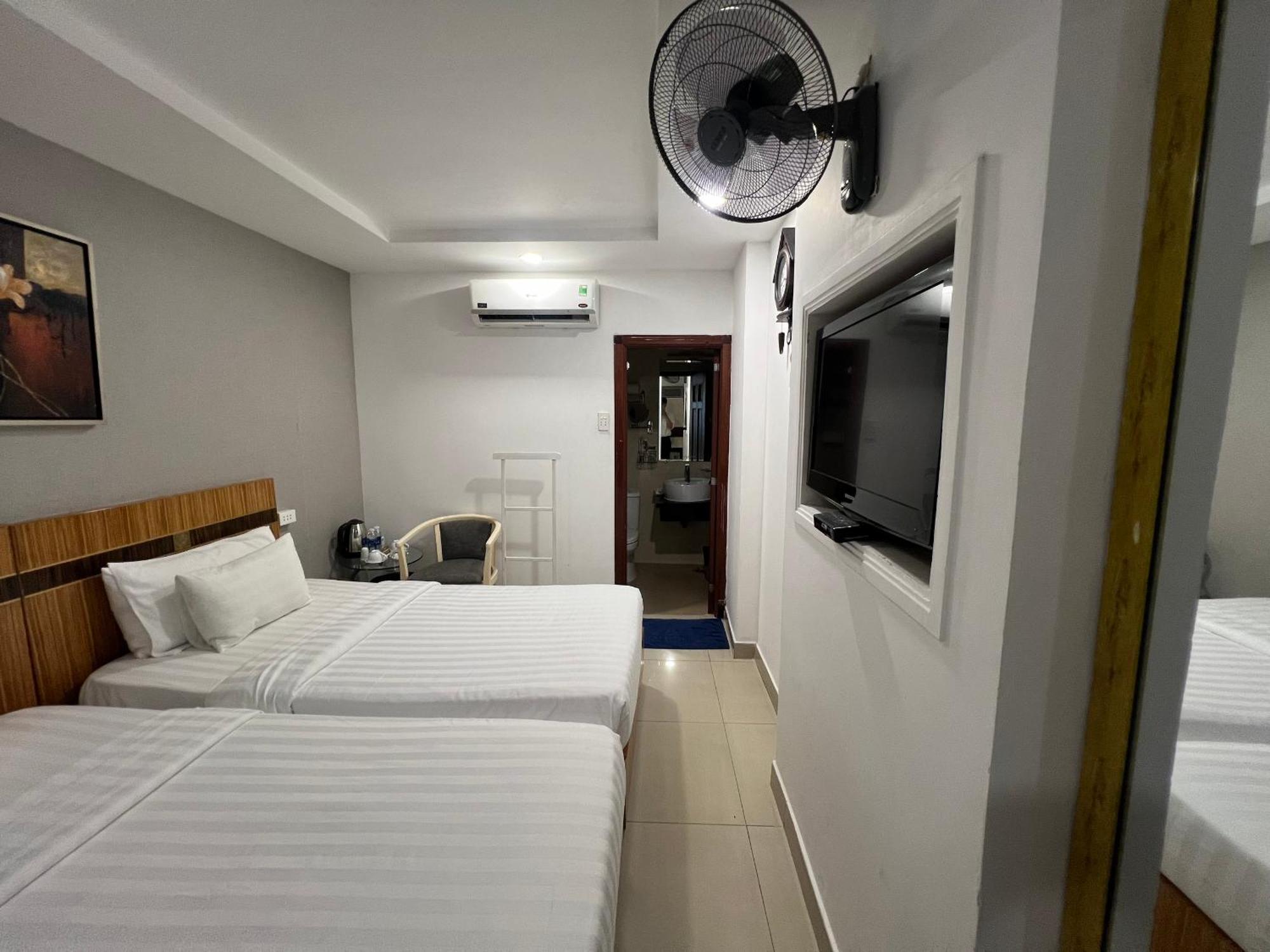 A25 Hotel - 13 Bui Thi Xuan Ho Chi Minh City Exterior photo
